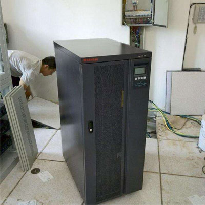 廈門山特UPS電源移機